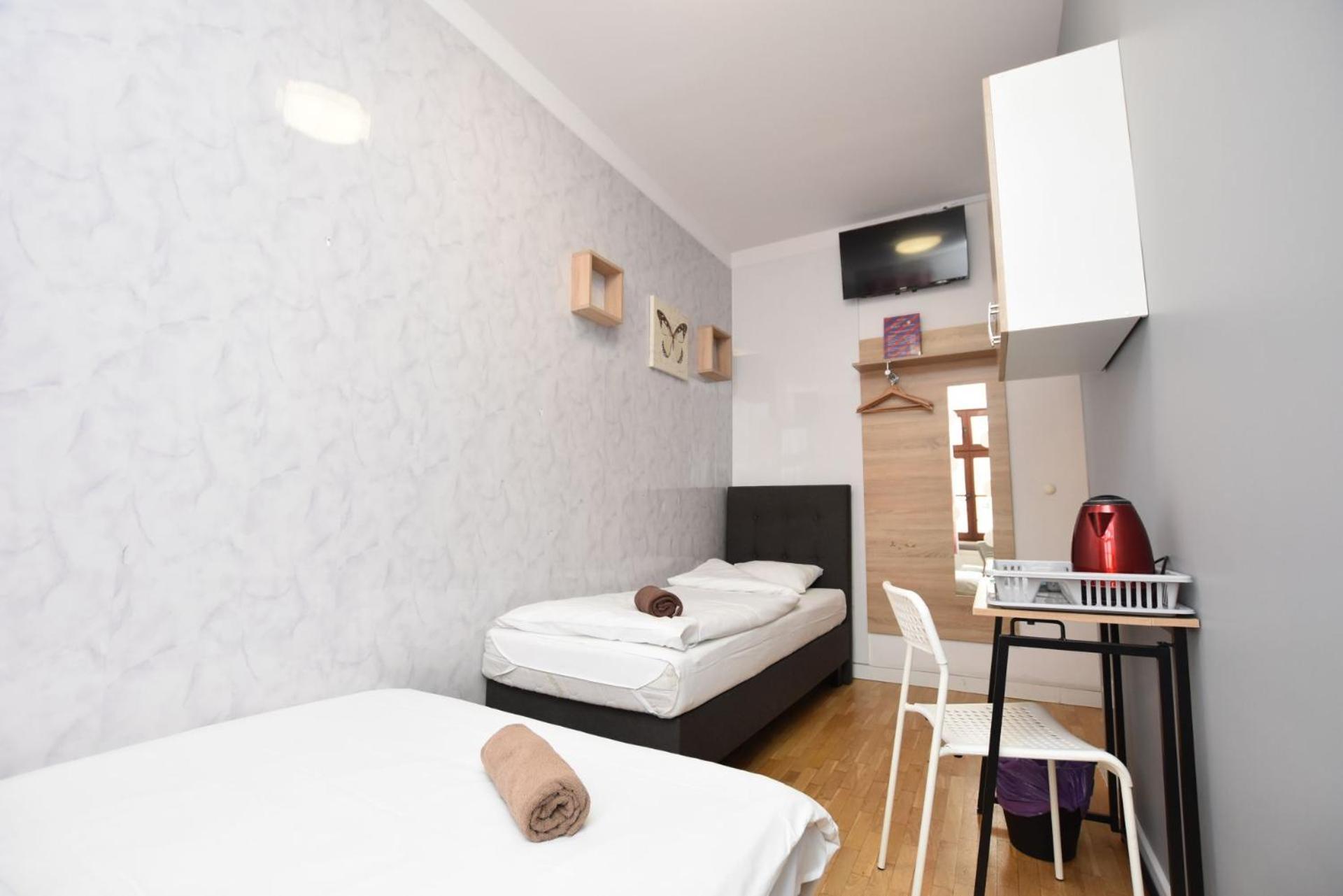 City Central Hostel - Pokoje Prywatne Вроцлав Екстер'єр фото
