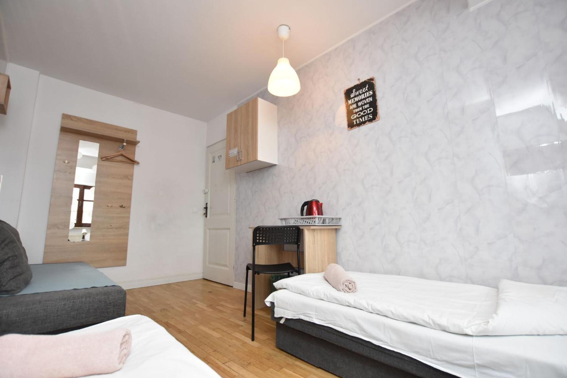 City Central Hostel - Pokoje Prywatne Вроцлав Екстер'єр фото