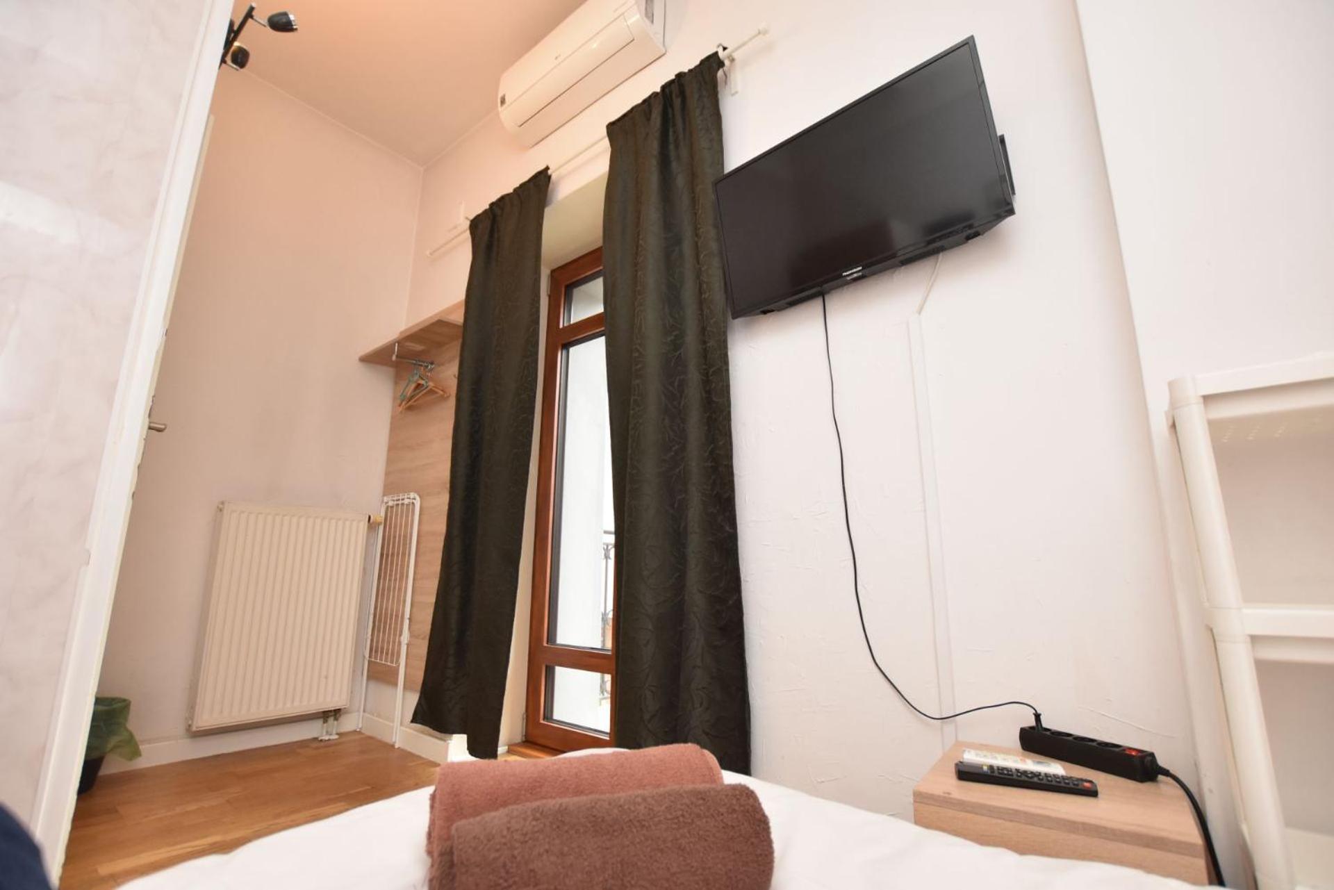City Central Hostel - Pokoje Prywatne Вроцлав Екстер'єр фото