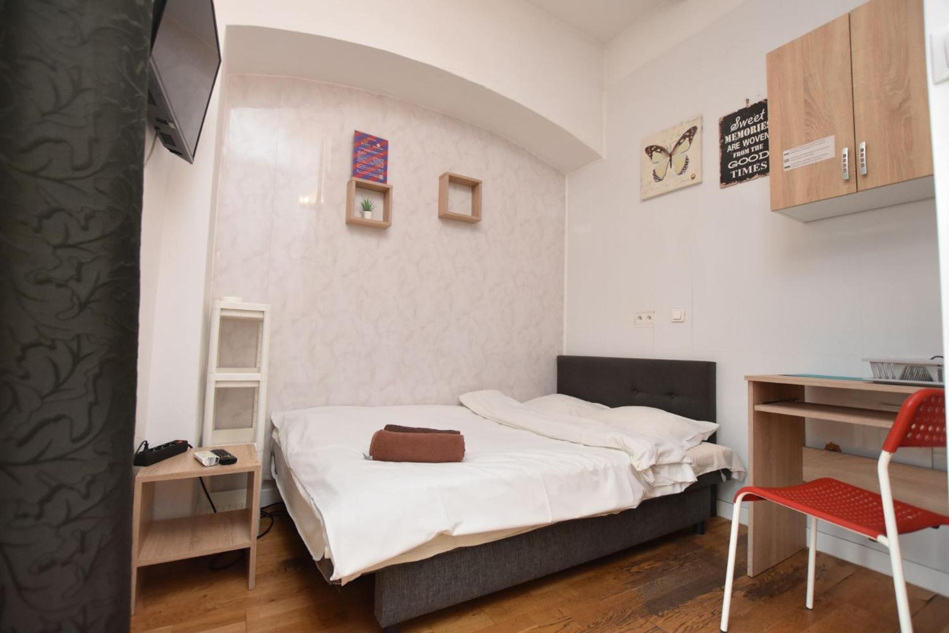 City Central Hostel - Pokoje Prywatne Вроцлав Екстер'єр фото