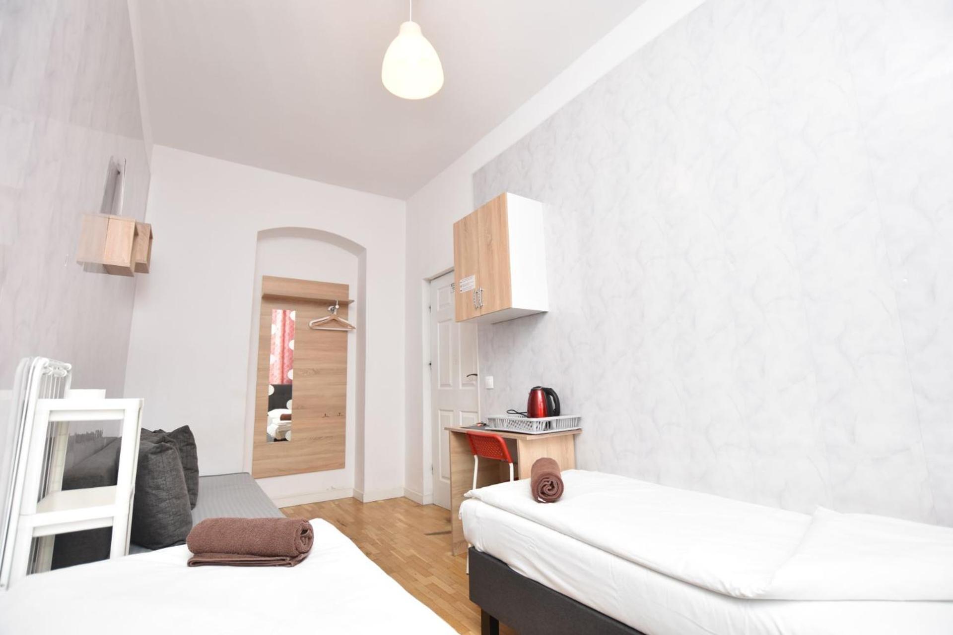 City Central Hostel - Pokoje Prywatne Вроцлав Екстер'єр фото