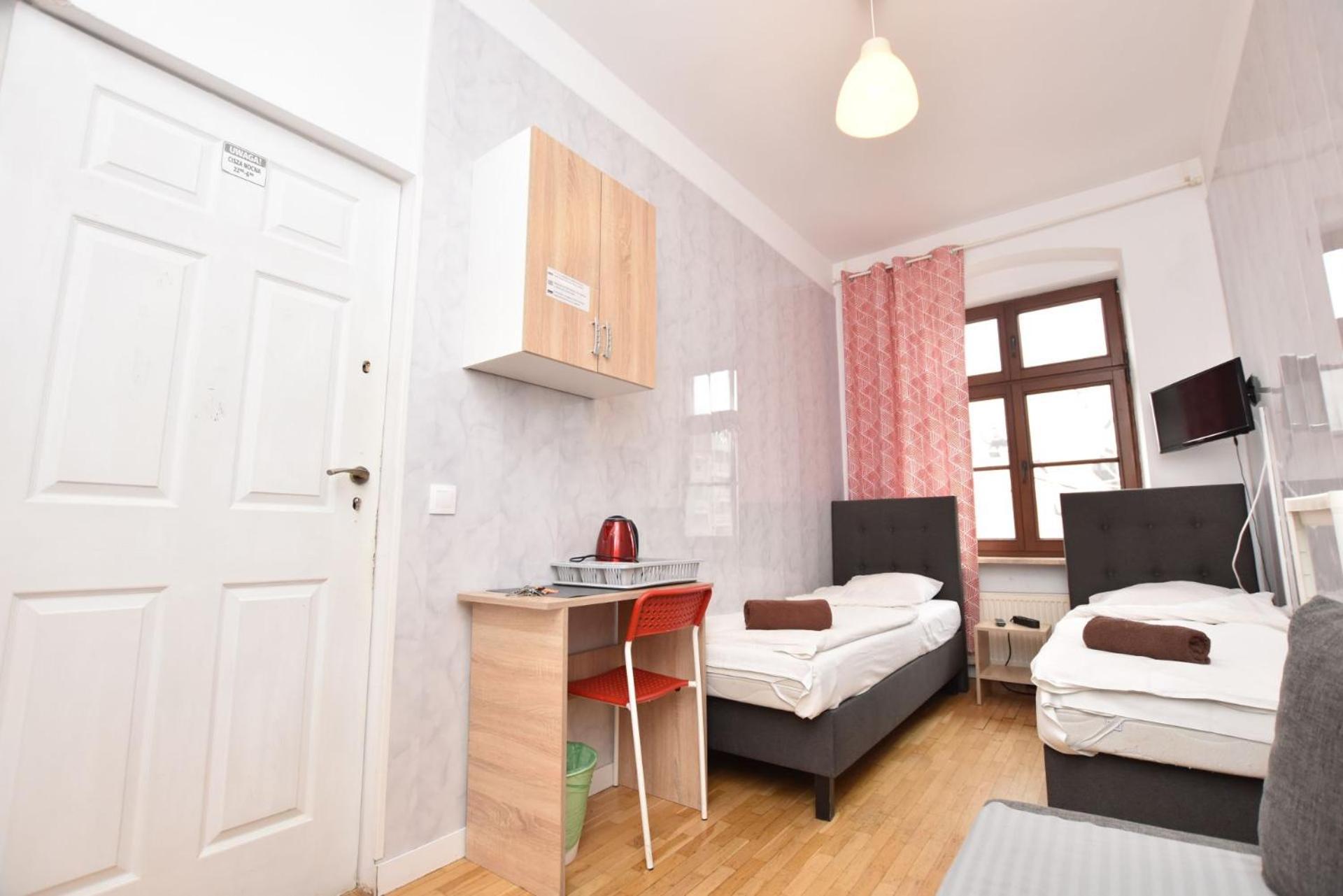 City Central Hostel - Pokoje Prywatne Вроцлав Екстер'єр фото