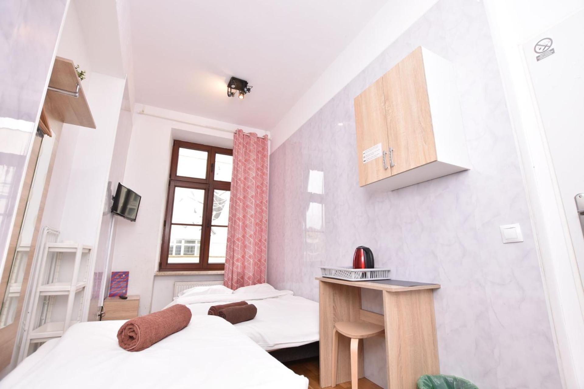 City Central Hostel - Pokoje Prywatne Вроцлав Екстер'єр фото